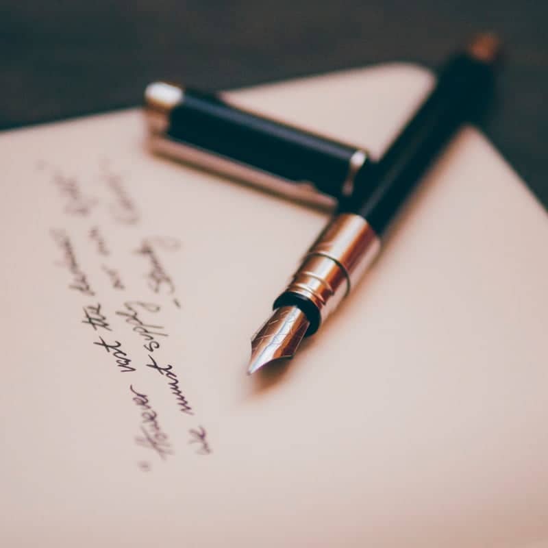 lettre et stylo